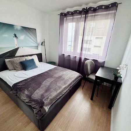 C- Home4U - Apartment With A City View Close To Aquapark, Parking In Secured Area Cracóvia Exterior foto