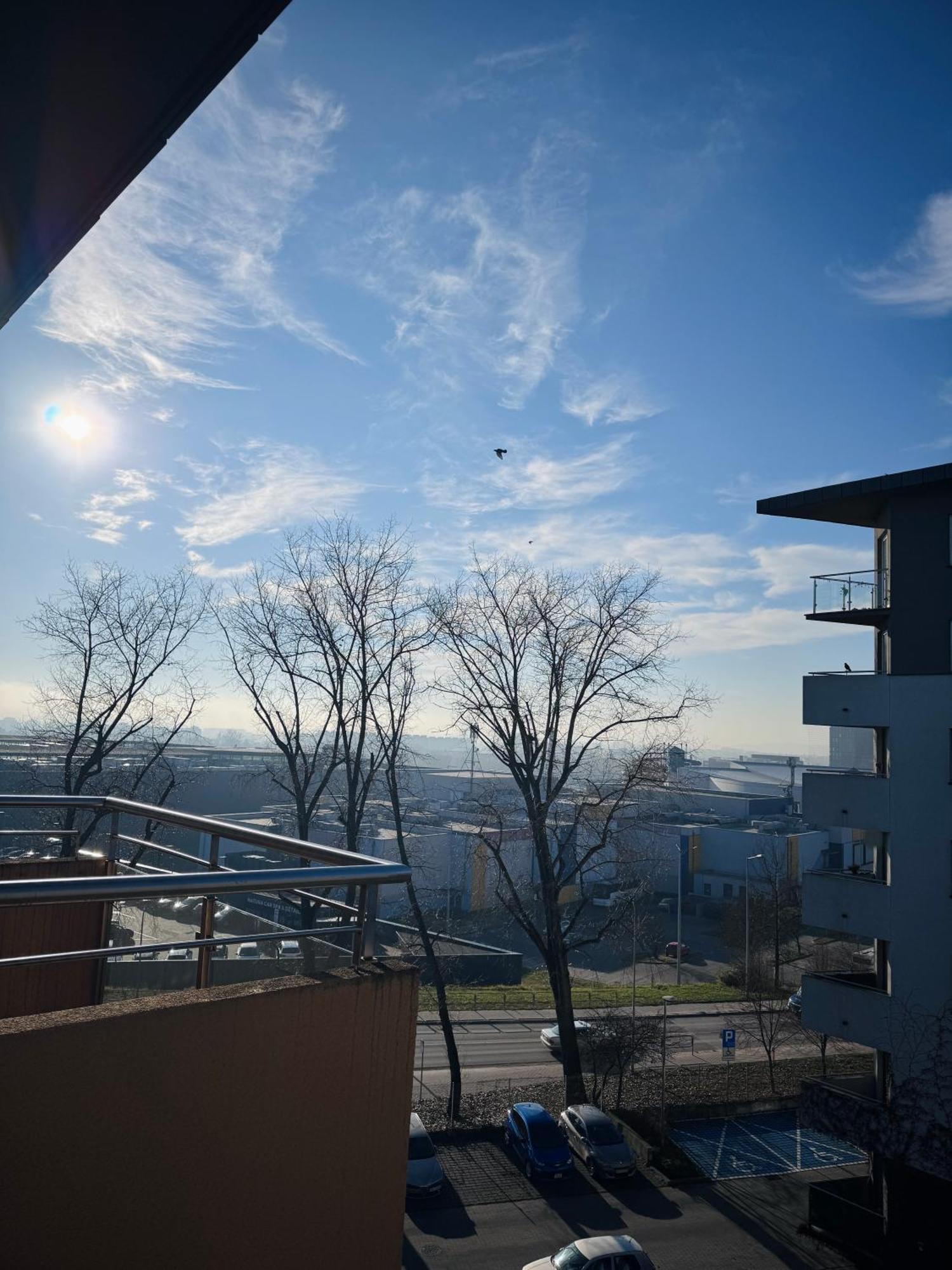 C- Home4U - Apartment With A City View Close To Aquapark, Parking In Secured Area Cracóvia Exterior foto