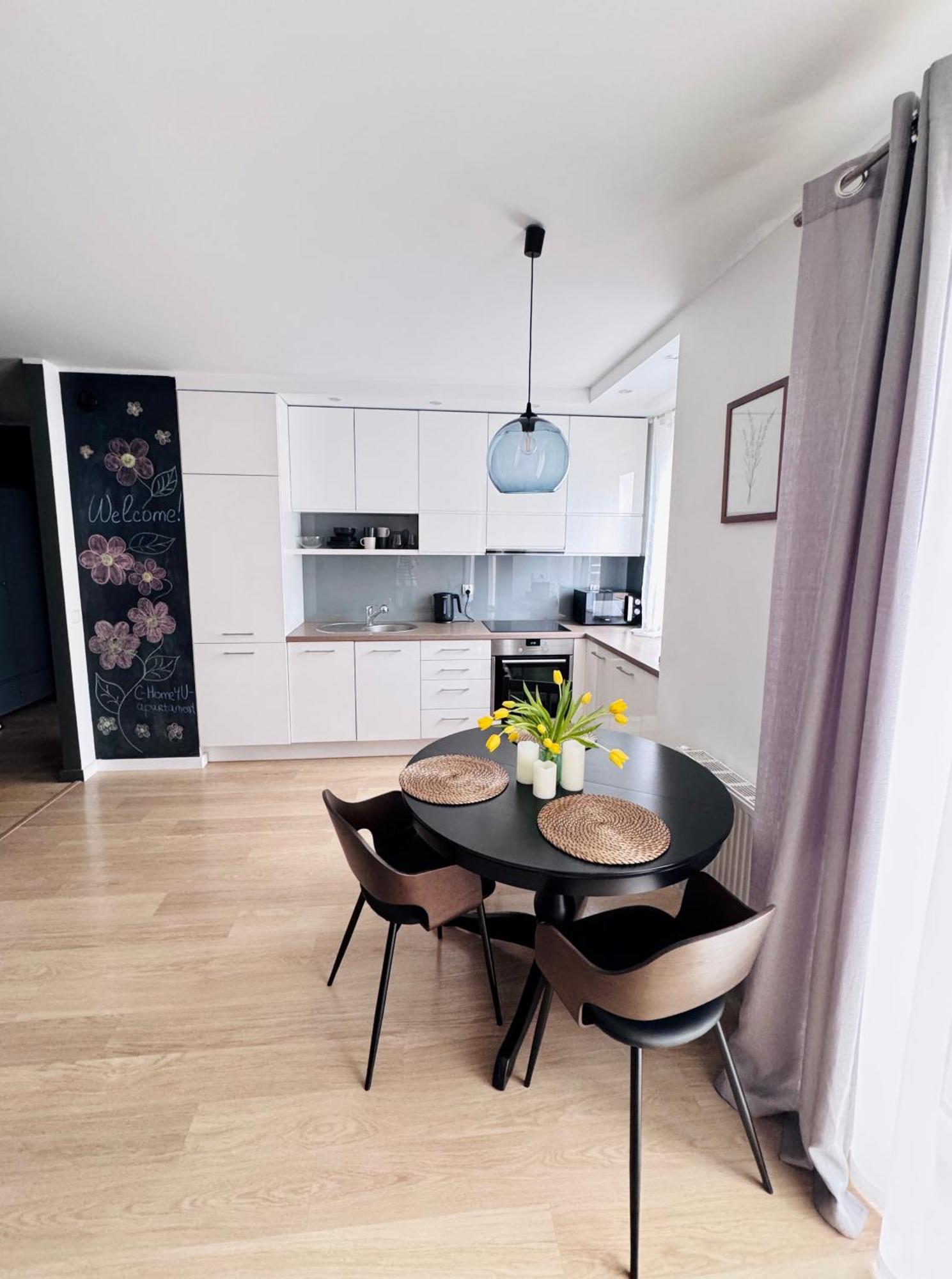C- Home4U - Apartment With A City View Close To Aquapark, Parking In Secured Area Cracóvia Exterior foto